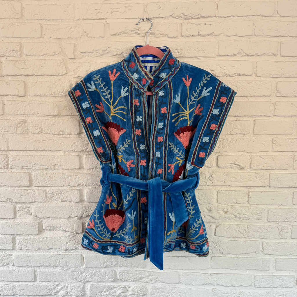 Blauw gilet voorkant dicht
